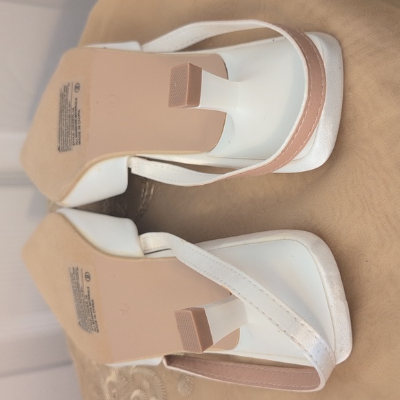 Shoes - Picture 3 of 3